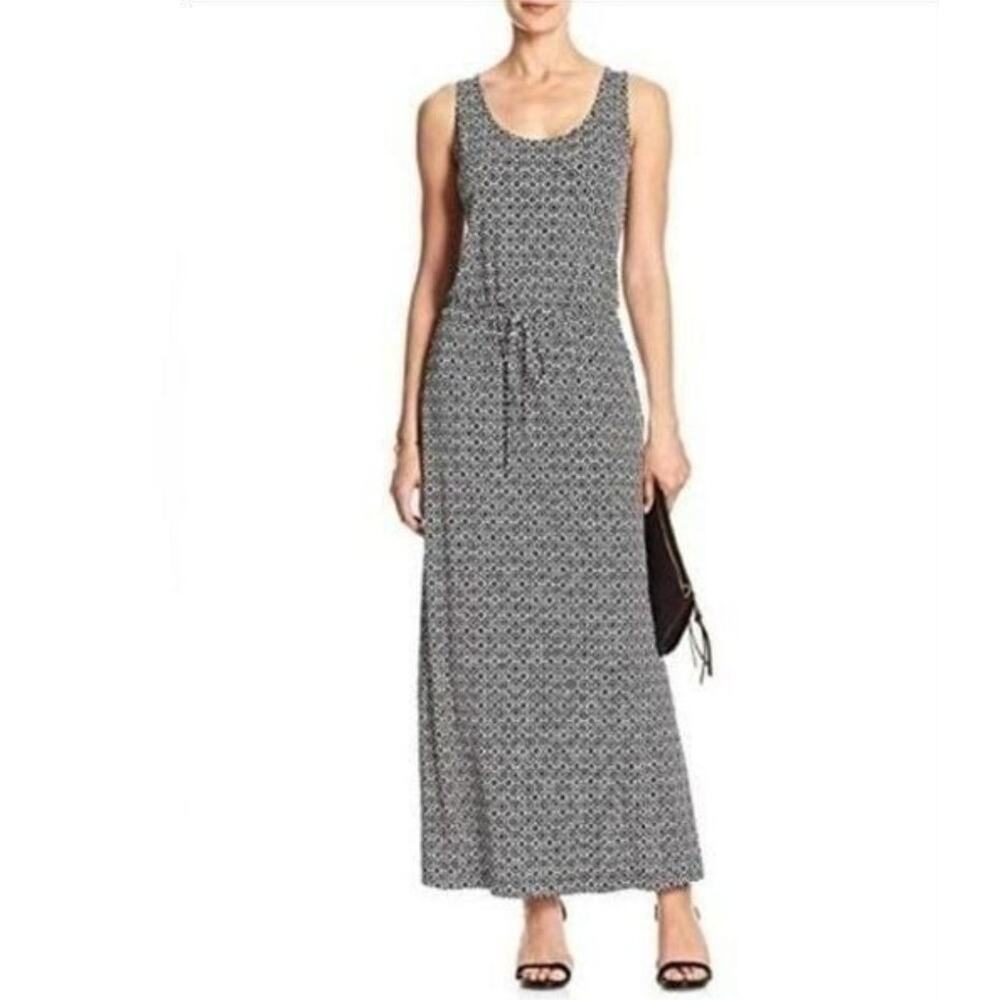 Banana Republic Women's Black White Sleeveless Geometric Print Maxi Dress Size M